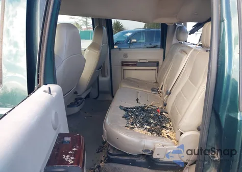 2009 Ford F-250 Fx4/Harley-Davidson/King Ranch/Lariat/Xl/Xlt из США, поврежденный, VIN 1FTSW21R69EA19586